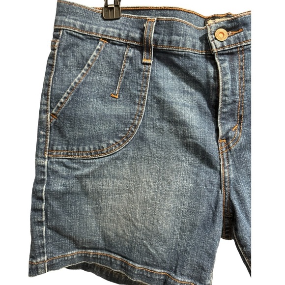 Levi’s 515 Short Shorts, size 12 - Picture 5 of 8